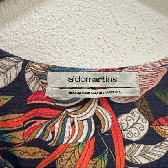 Aldomartins Anthropologie Floral‎ Barcelona Short Sleeve Top Women’s Large - Picture 3 of 3